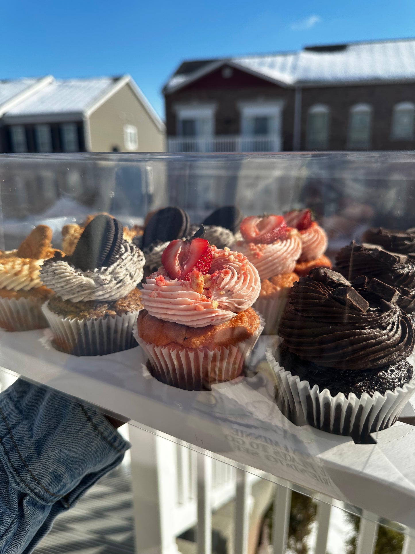 Gourmet Jumbo Cupcakes - 1 Dozen