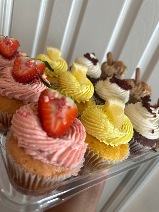 Gourmet Jumbo Cupcakes - 1 Dozen